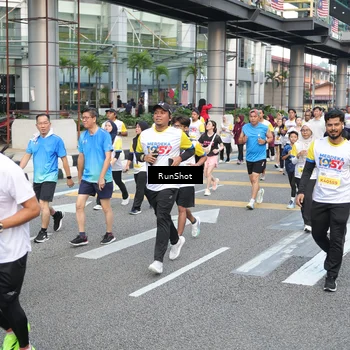 Runner Photo 4521576
