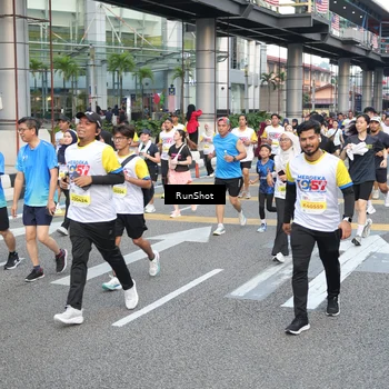 Runner Photo 4521594