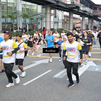 Runner Photo 4521599