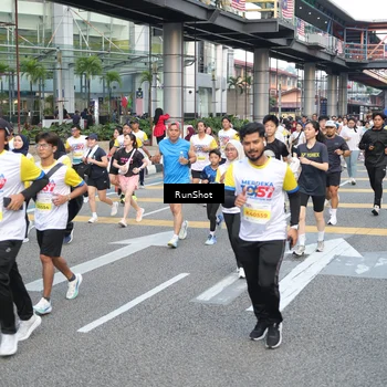 Runner Photo 4521608