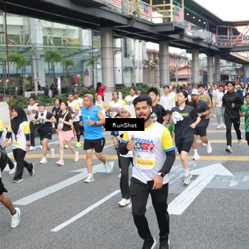Runner Photo 4521632