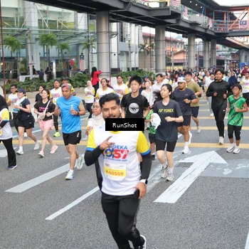 Runner Photo 4521639