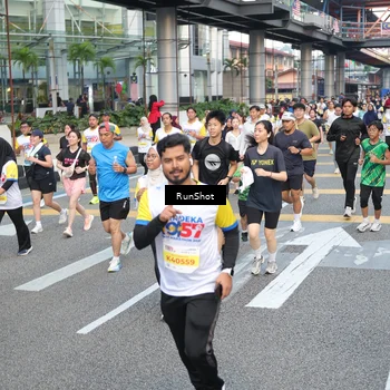 Runner Photo 4521648