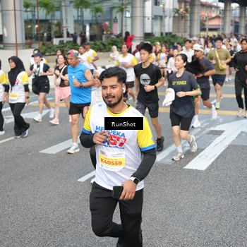 Runner Photo 4521652