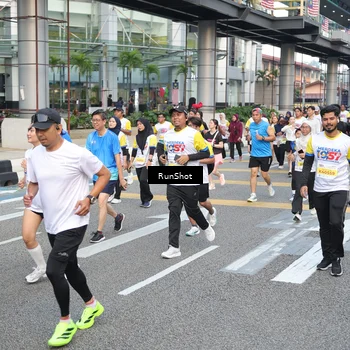 Runner Photo 4521669
