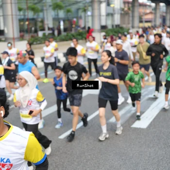 Runner Photo 4521690