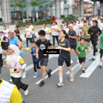Runner Photo 4521693