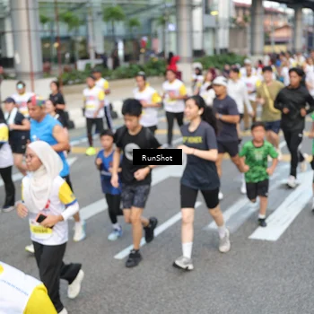 Runner Photo 4521694
