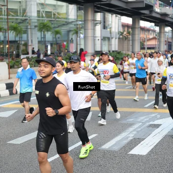 Runner Photo 4521734