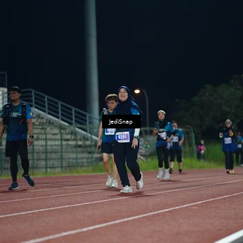 Runner Photo 4521771