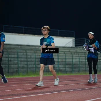 Runner Photo 4521835