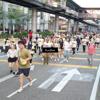 Runner Photo 4521866