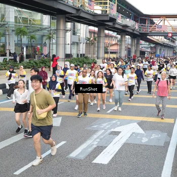Runner Photo 4521874