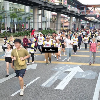 Runner Photo 4521884