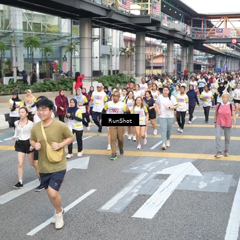 Runner Photo 4521897