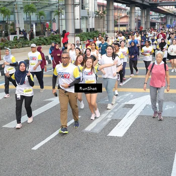 Runner Photo 4522094