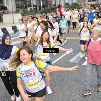 Runner Photo 4522393