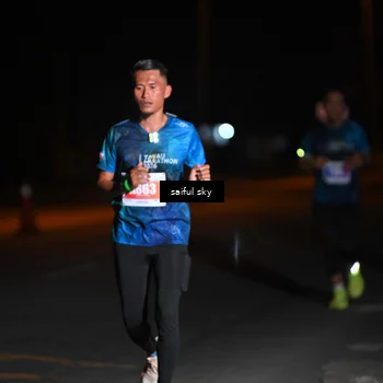 Runner Photo 4523067