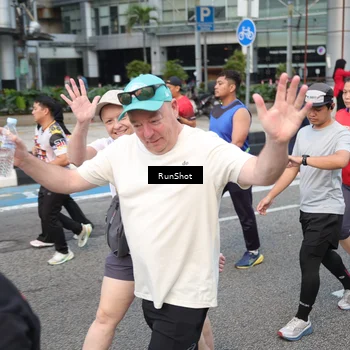 Runner Photo 4523090