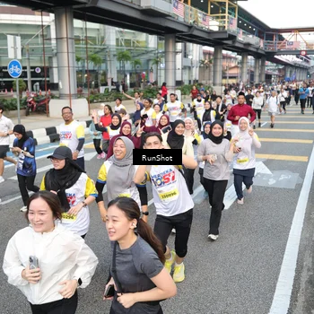 Runner Photo 4523137