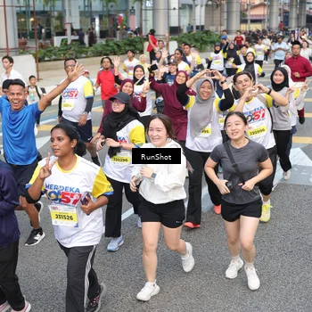 Runner Photo 4523142