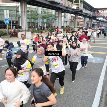 Runner Photo 4523184