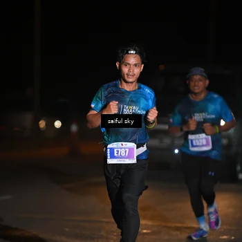 Runner Photo 4523203