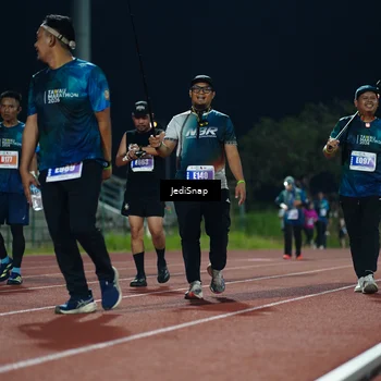 Runner Photo 4523403