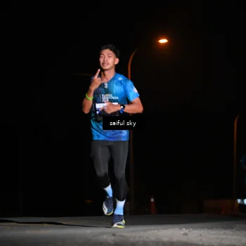 Runner Photo 4523433