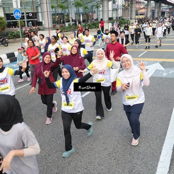 Runner Photo 4523459