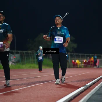 Runner Photo 4523476