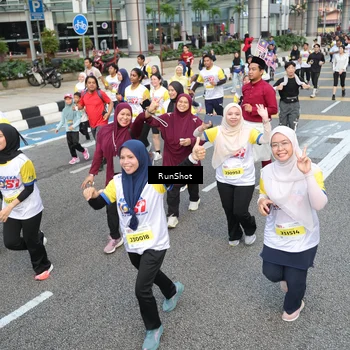 Runner Photo 4523515
