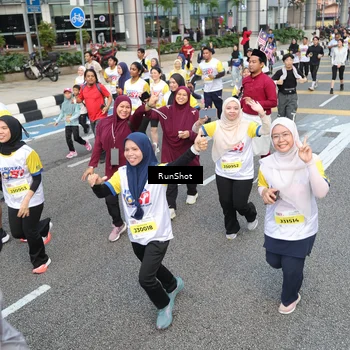 Runner Photo 4523518