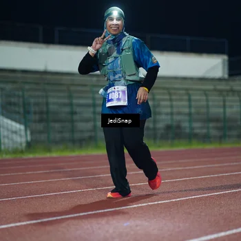 Runner Photo 4523576