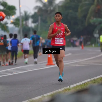 Runner Photo 4523631