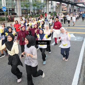 Runner Photo 4523653