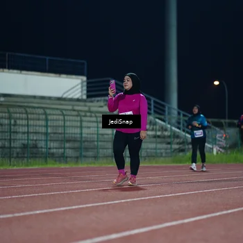 Runner Photo 4523675