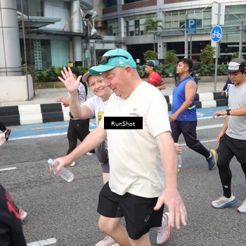 Runner Photo 4523743