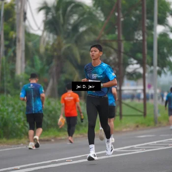 Runner Photo 4523795