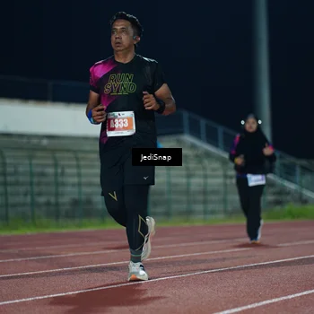 Runner Photo 4523797