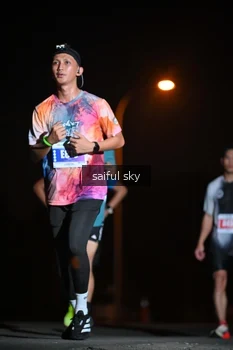 Runner Photo 4523815