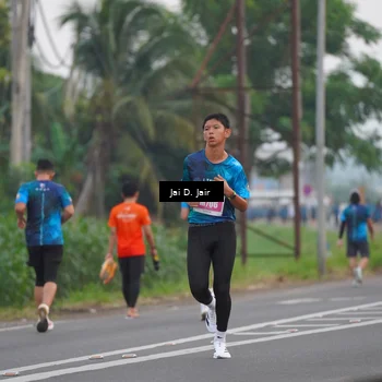 Runner Photo 4523843