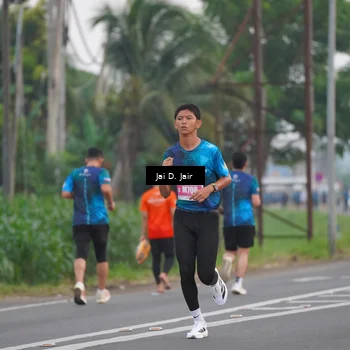 Runner Photo 4523880
