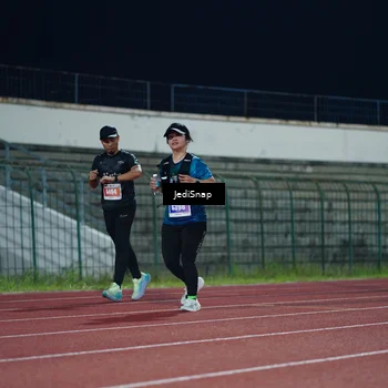 Runner Photo 4524051