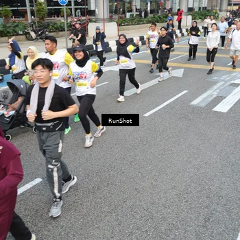 Runner Photo 4524067