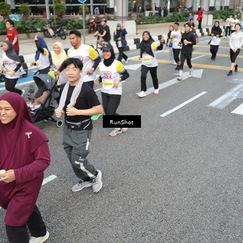 Runner Photo 4524071