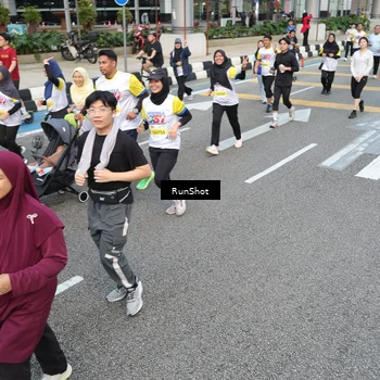 Runner Photo 4524078