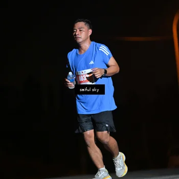 Runner Photo 4524092