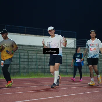 Runner Photo 4524102