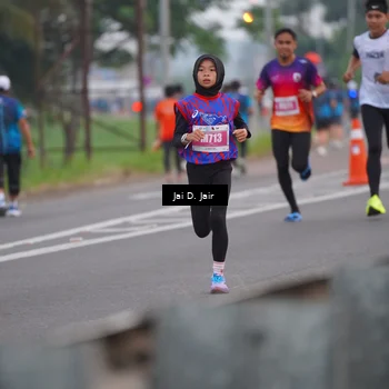 Runner Photo 4524108